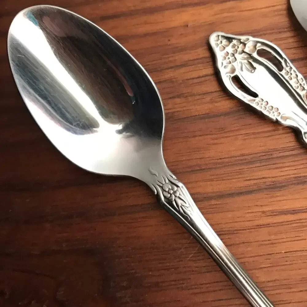 Oneida Distinction Deluxe Raphael 7.5” Long Iced Tea Spoons Flatware Set Of 6